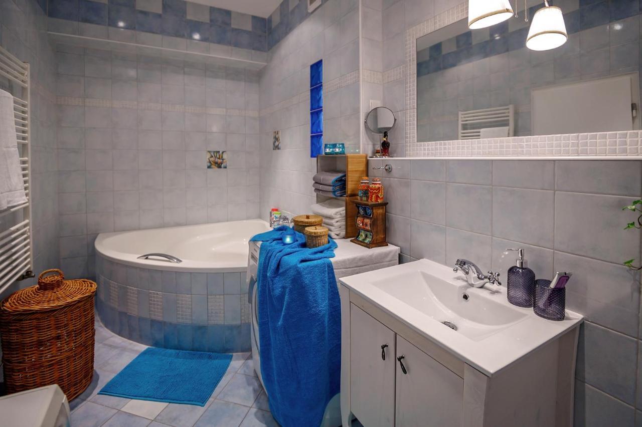 Apartment Alexis บราติสลาวา ภายนอก รูปภาพ